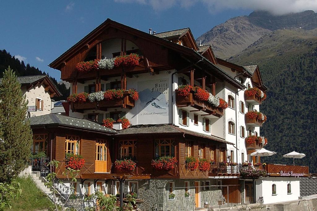 Hotel Baita Fiorita سانتا كاترينا فالفورفا المظهر الخارجي الصورة